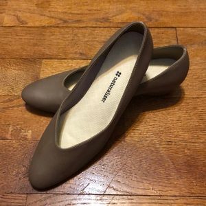 Womens Naturalizer Beige Tan Slip On Wedge Pump Heel 9M